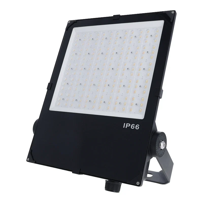 Lichtmast inkl. Industrie-Strahler / Flutlicht | 600 cm | 120-160-200 Watt | CCT – Lichtfarbe einstellbar | Schwarz