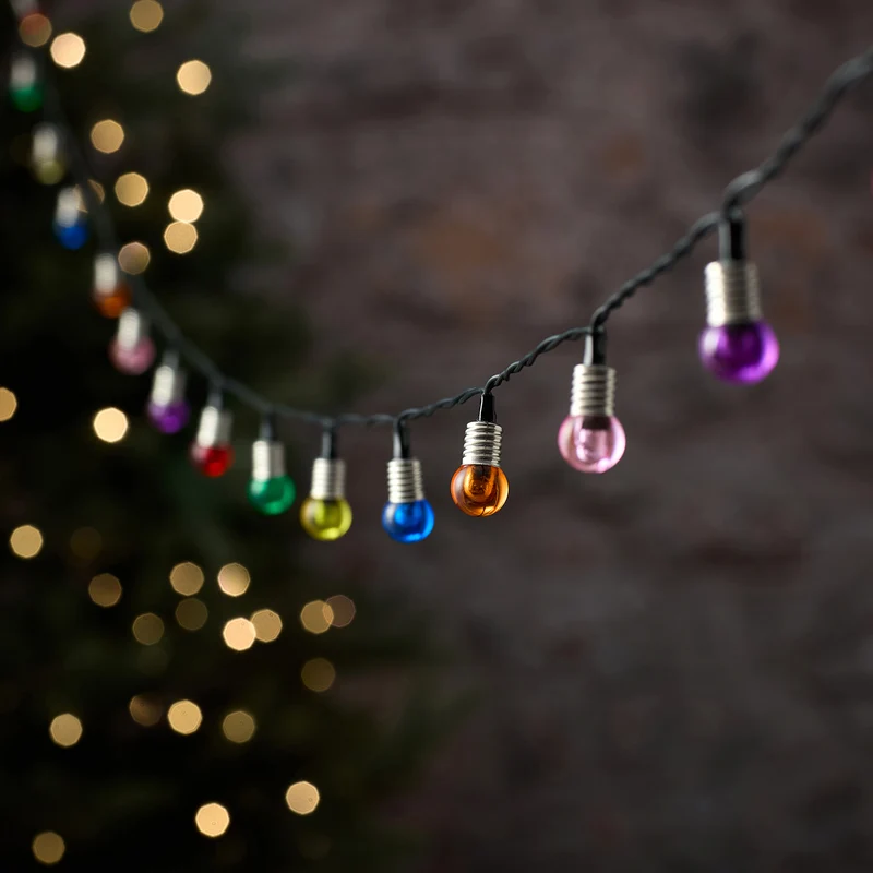 Bunte 50er LED-Kugel-Lichterkette für außen mit Timer