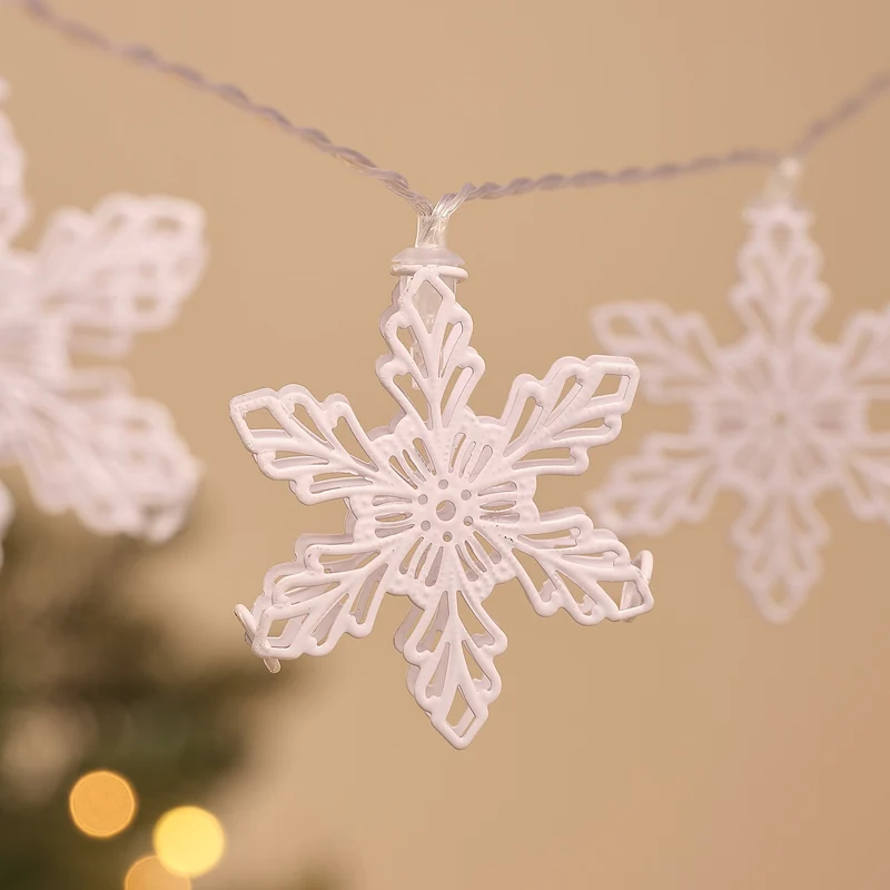 Warmweiße LED-Schneeflocken-Lichterkette mit 20 Metall-Schneeflocken