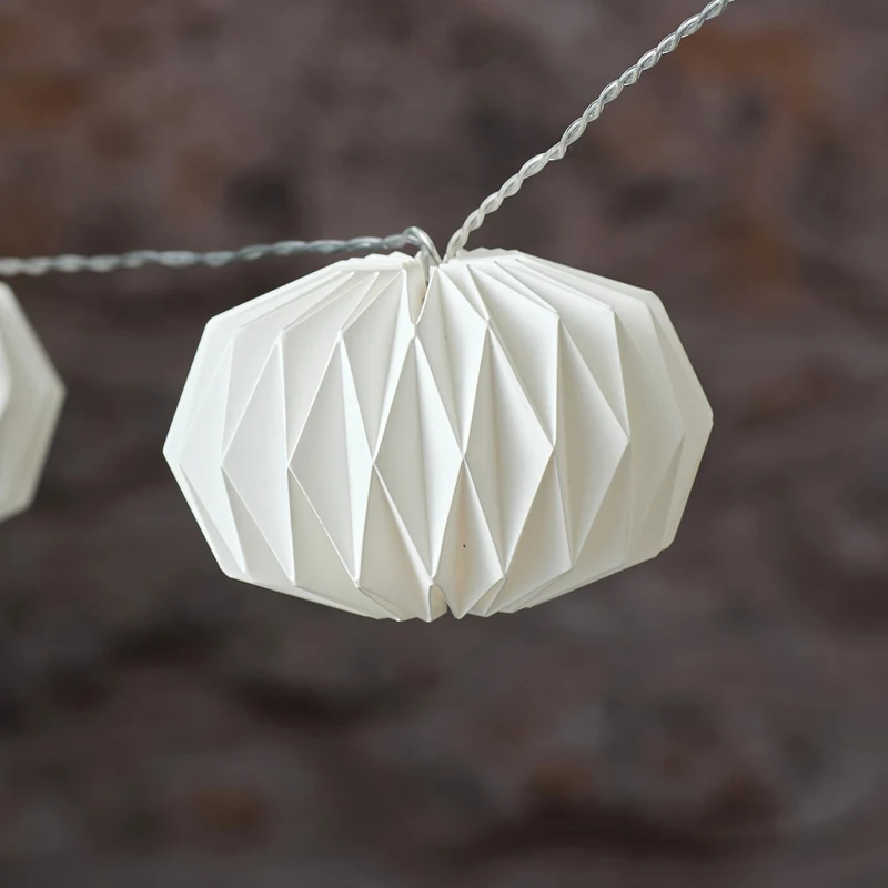 10er LED-Lampion-Lichterkette aus Papier in Warmweiß für den Außenbereich