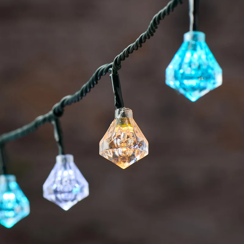 15m koppelbare LED-Lichterkette mit 150 pastellfarbenen LEDs für den Außenbereich