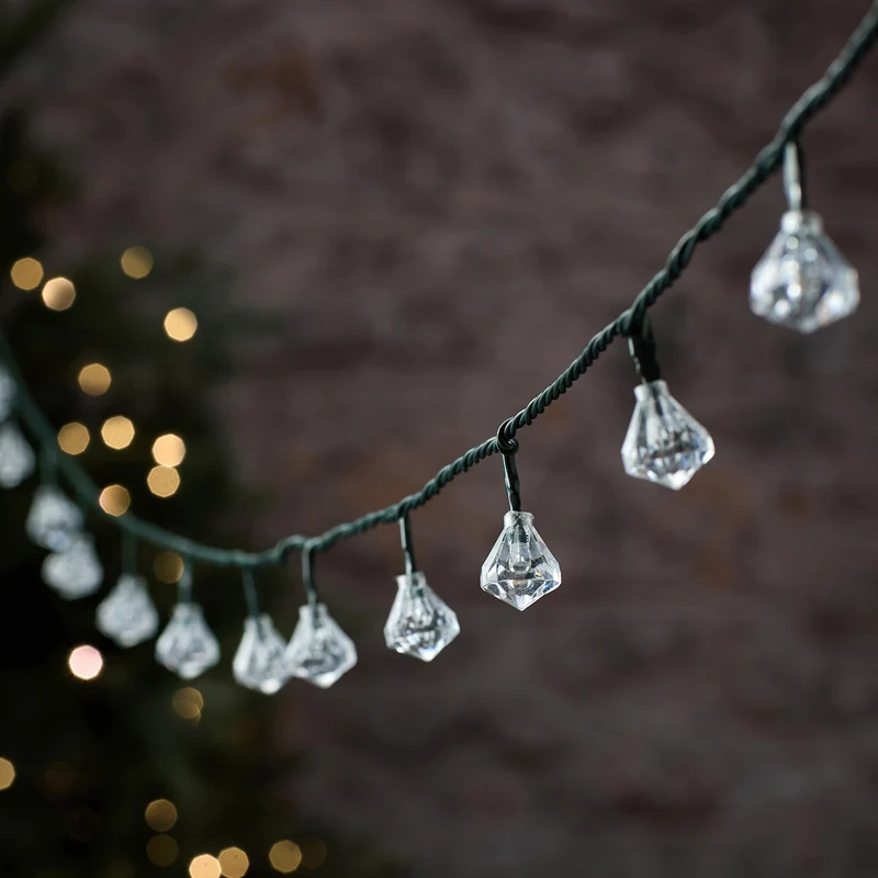 15m 150er Diamant LED-Lichterkette außen in Warmweiß und Weiß