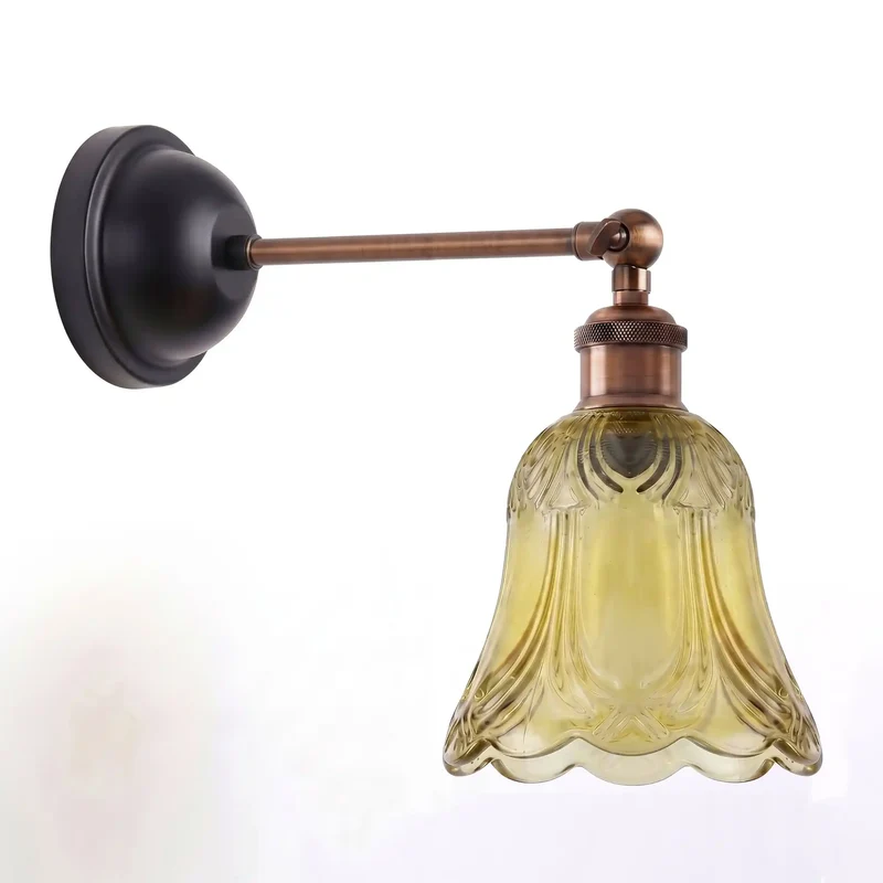 Vintage-Wandleuchte aus bernsteinfarbenem Glas mit E27-Fassung und verstellbarem Arm~3801