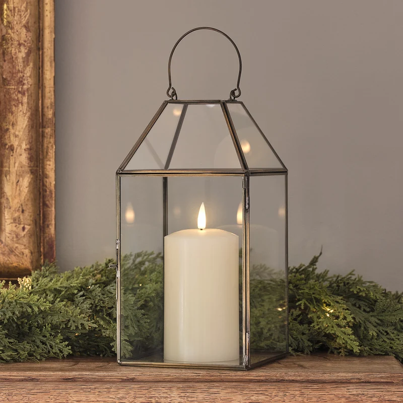 2er Set Vicarage LED-Laternen in Gold mit TruGlow® Kerzen und Fernbedienung
