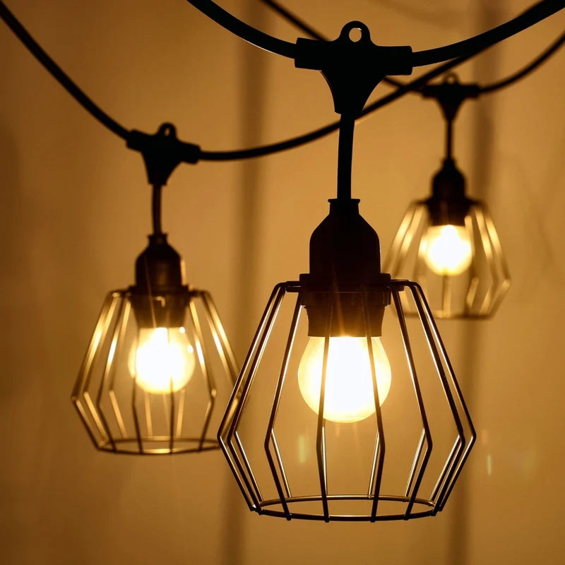 Komplette Lichterkette mit 15 Lampenschirmen | 15 Meter | Industrielampenschirm | Verkettbar | E27 | Inkl. 1-W-Glühbirnen