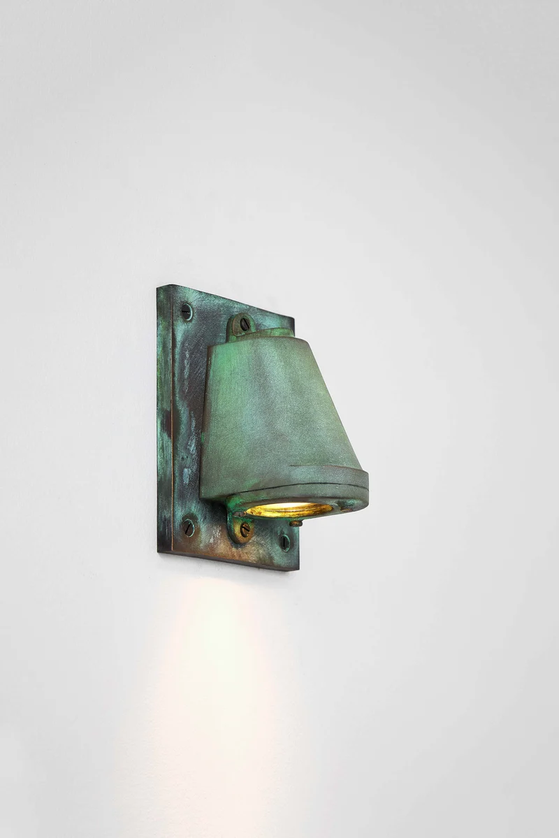 Mast Light