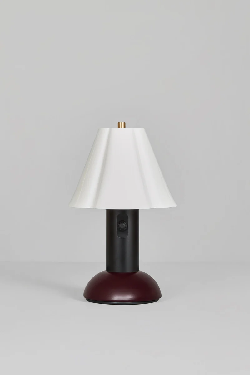 Blossom Portable Light, Black Red