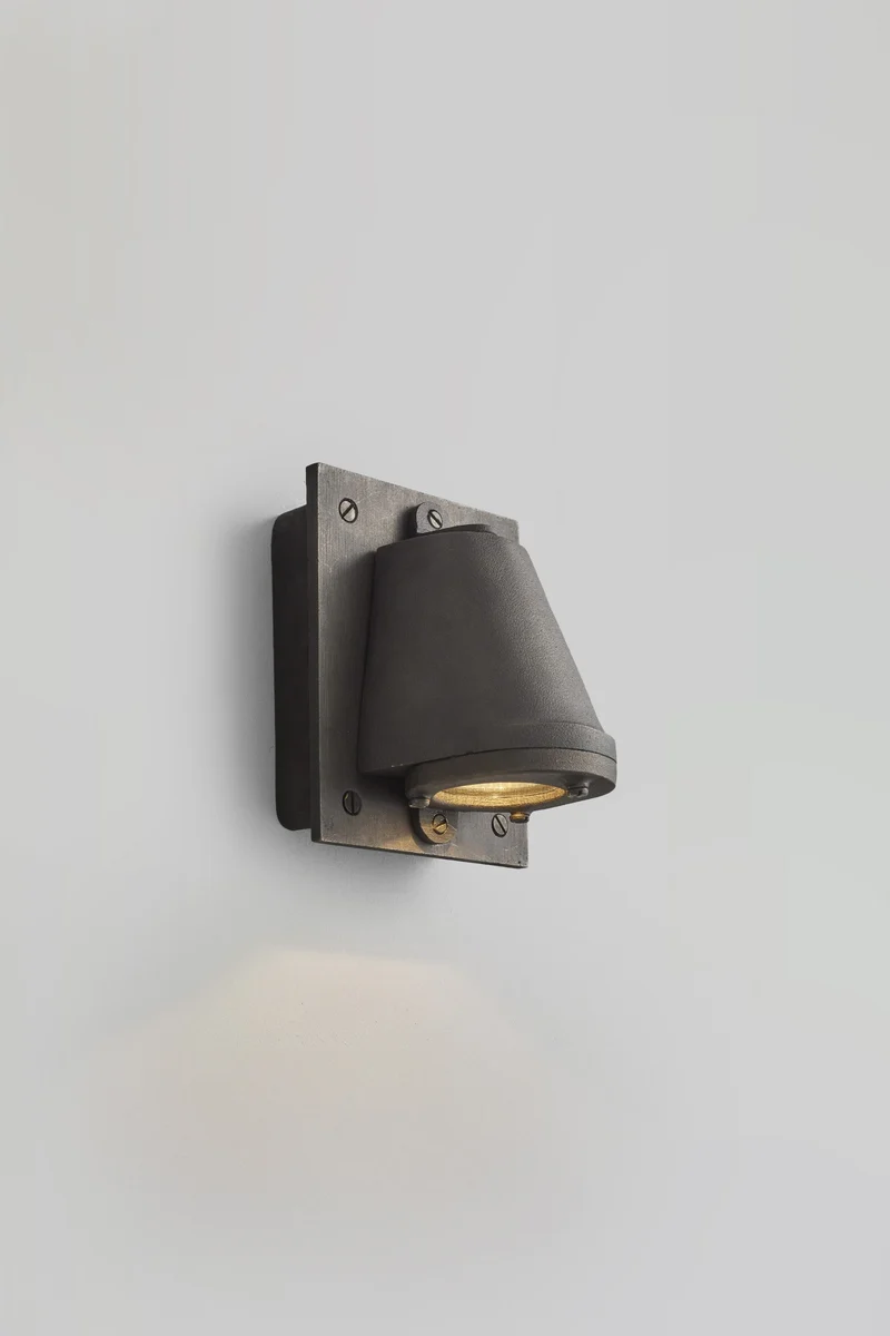 Mast Light with Back Box, Mains LED