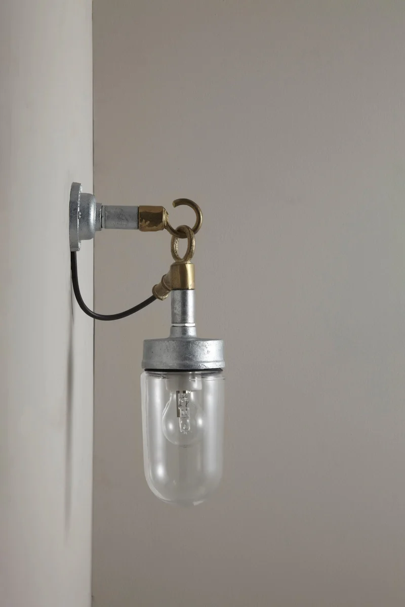 Well Glass Wall Light 7679