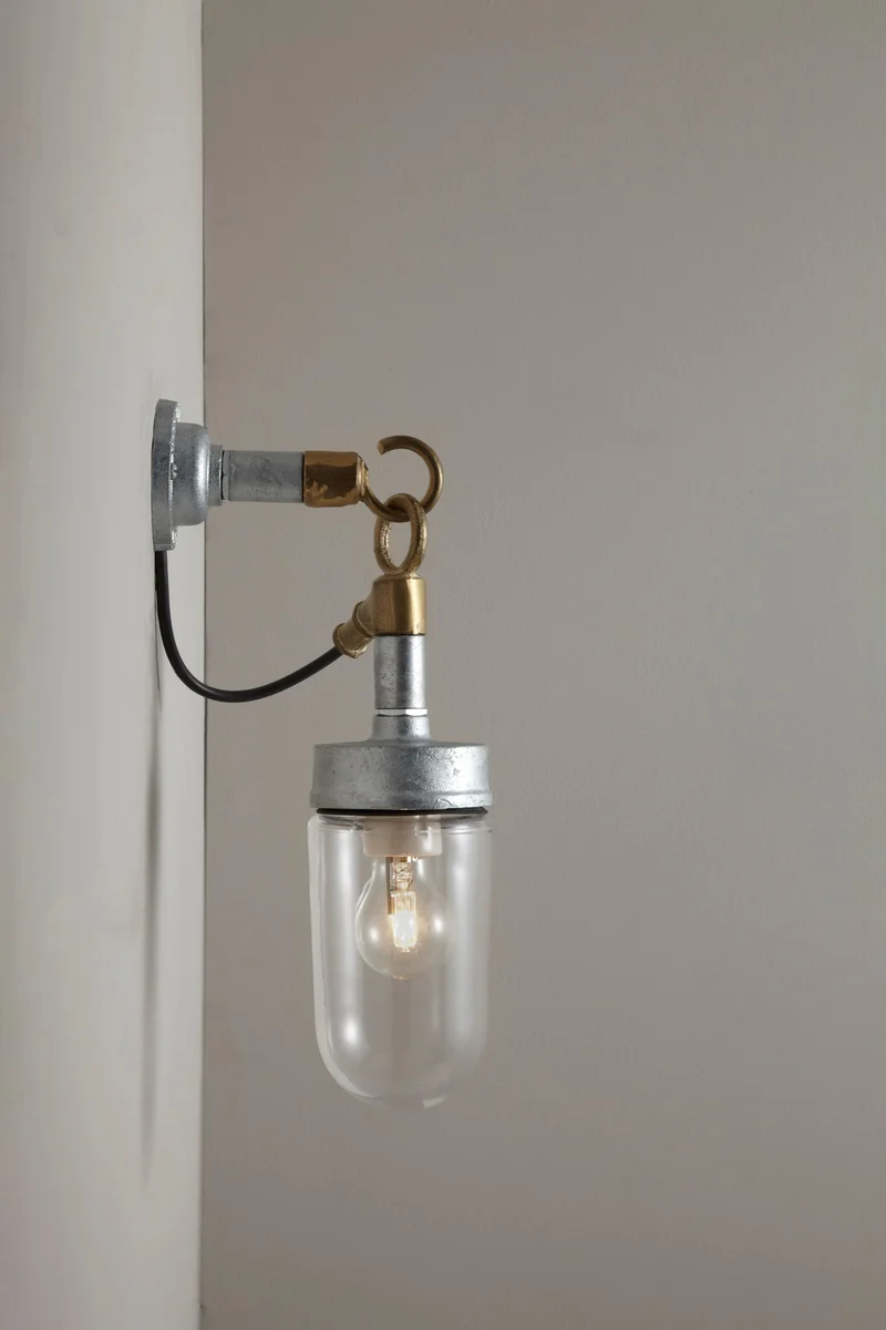 Well Glass Wall Light 7679