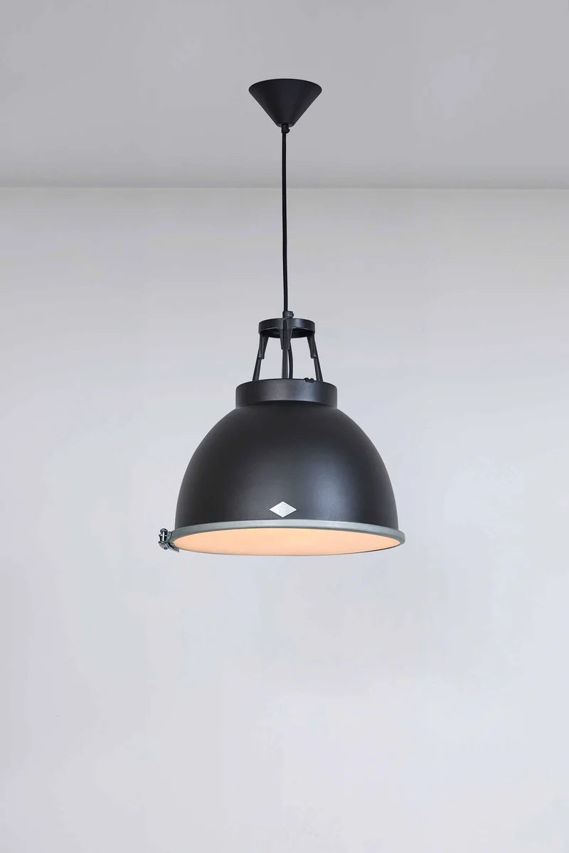 Titan Size 1 Black Edition with Etched Glass