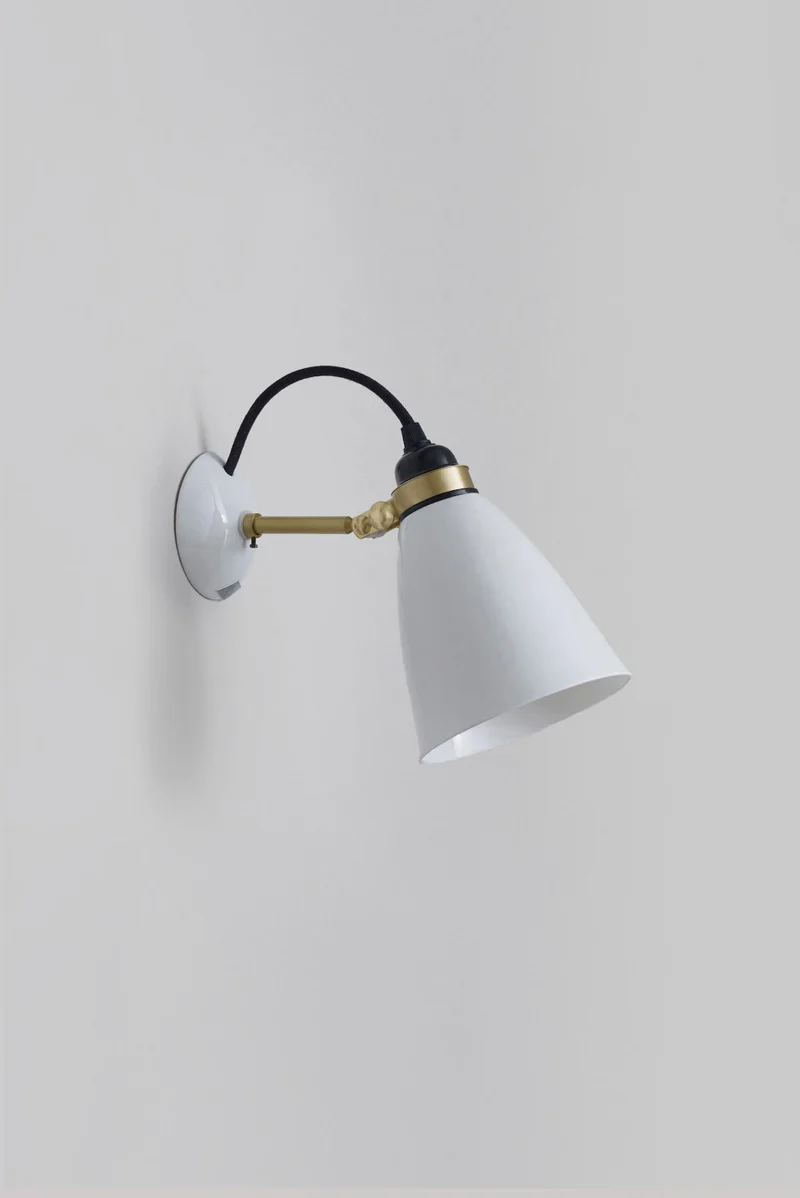 Hector 30 Wall Light