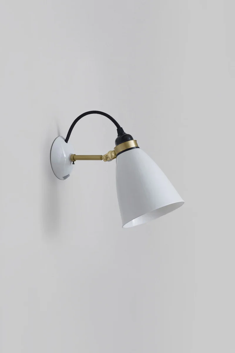 Hector 30 Wall Light