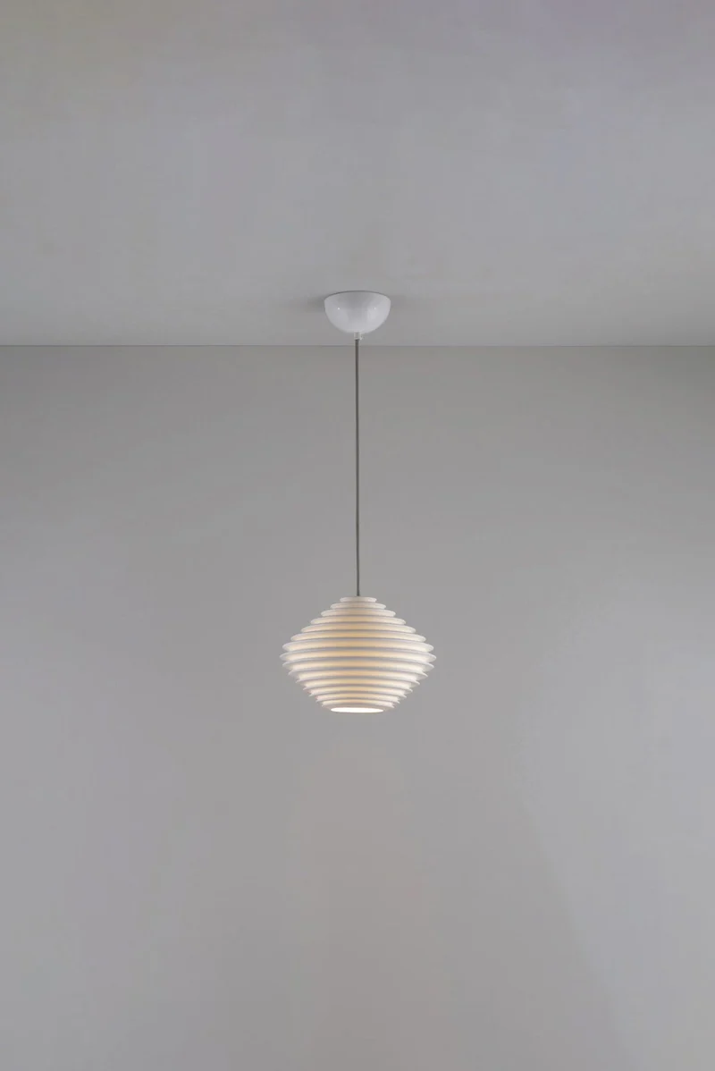 Fin Horizontal Pendant