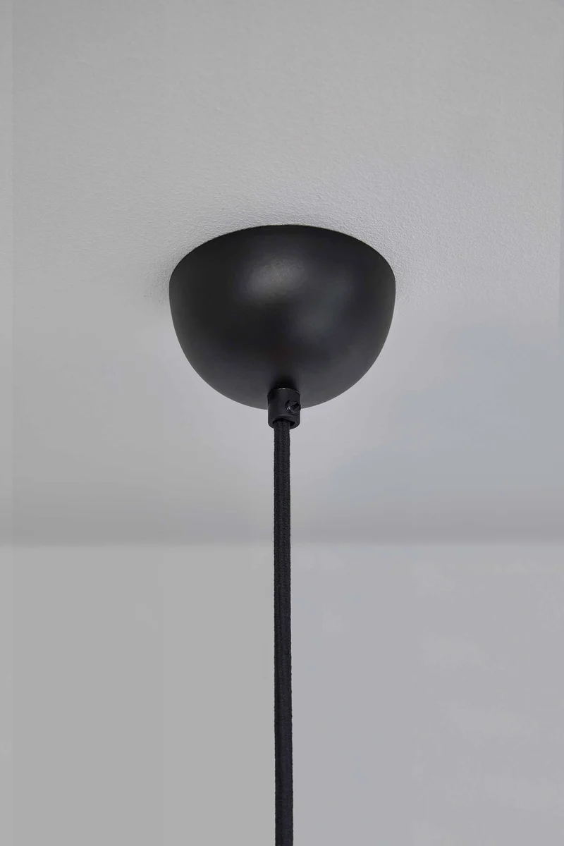 Titan Size 3 Black Edition with Etched Glass