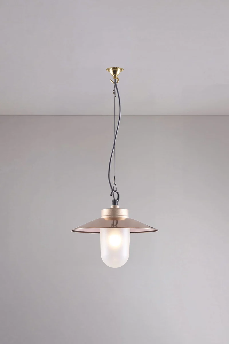 Well Glass Pendant With Visor 7680