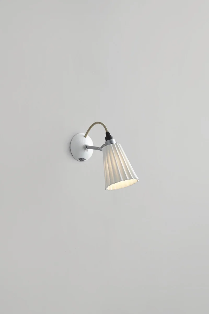 Hector Pleat Small Wall Light