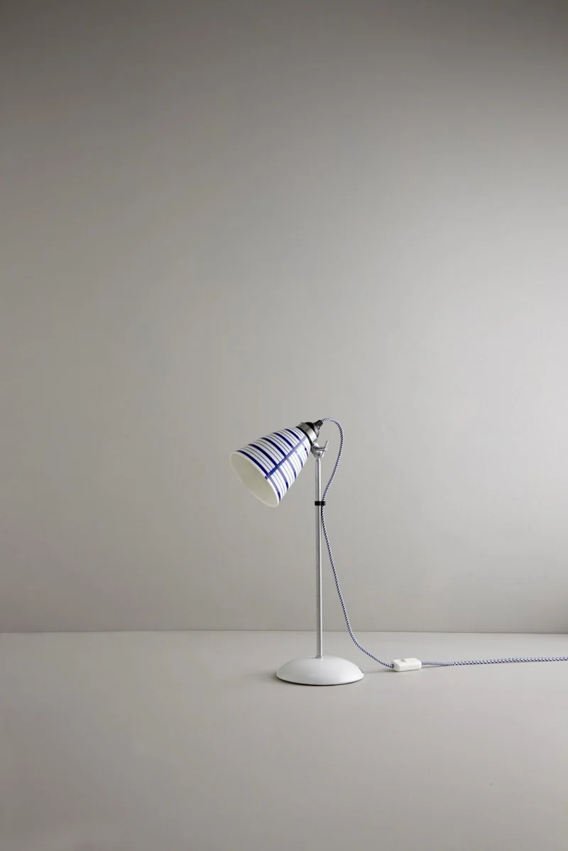 Circle Line Medium Table Light