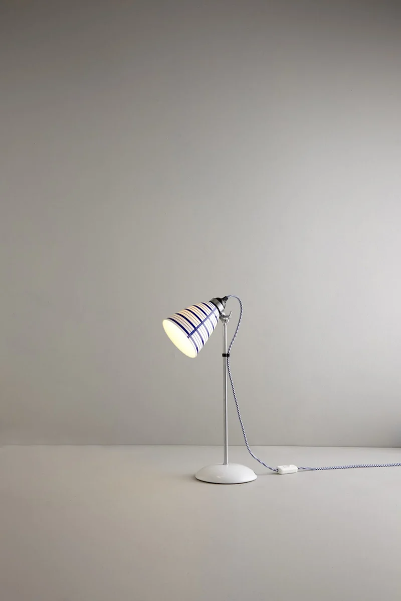 Circle Line Medium Table Light