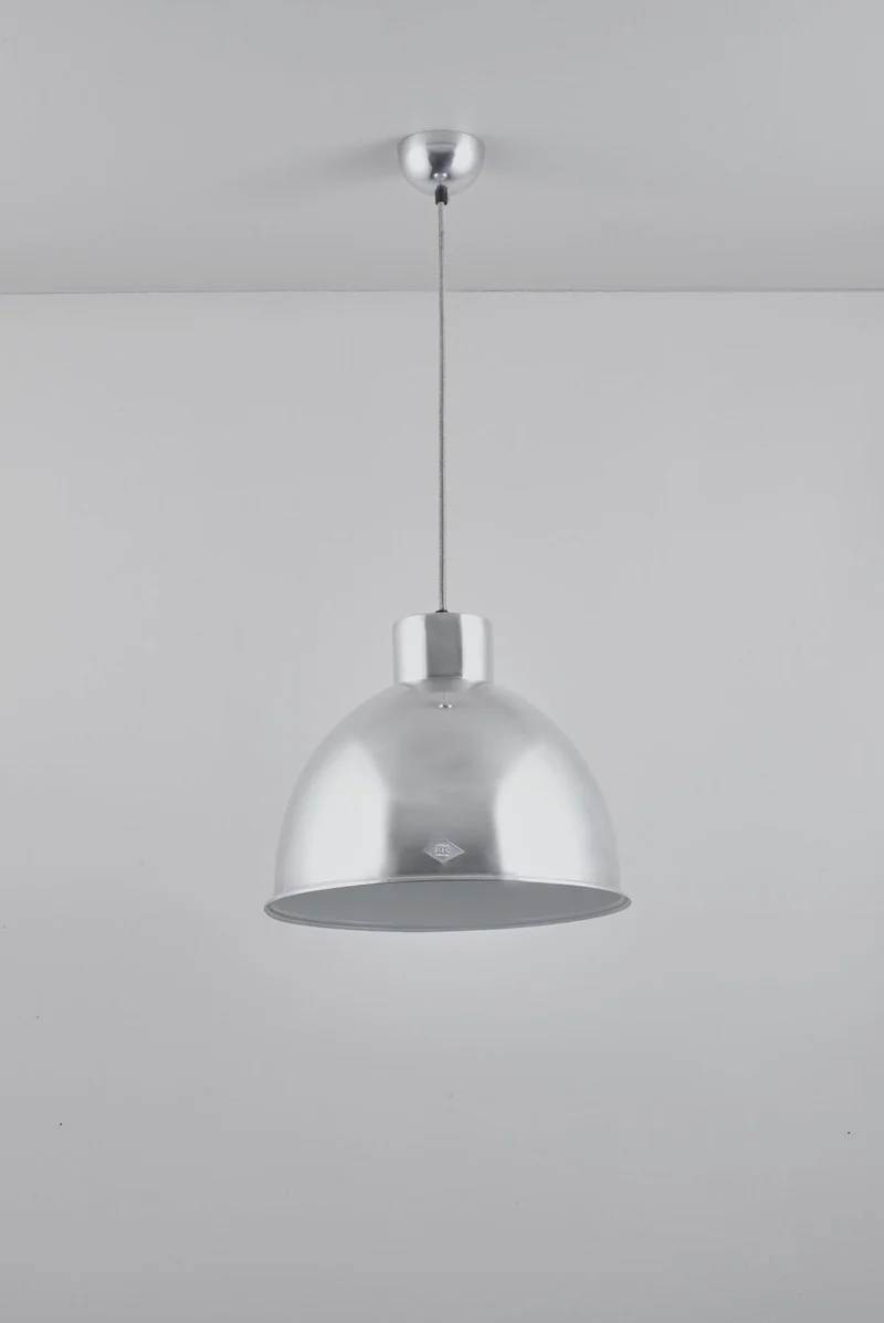 Giant 1 Pendant
