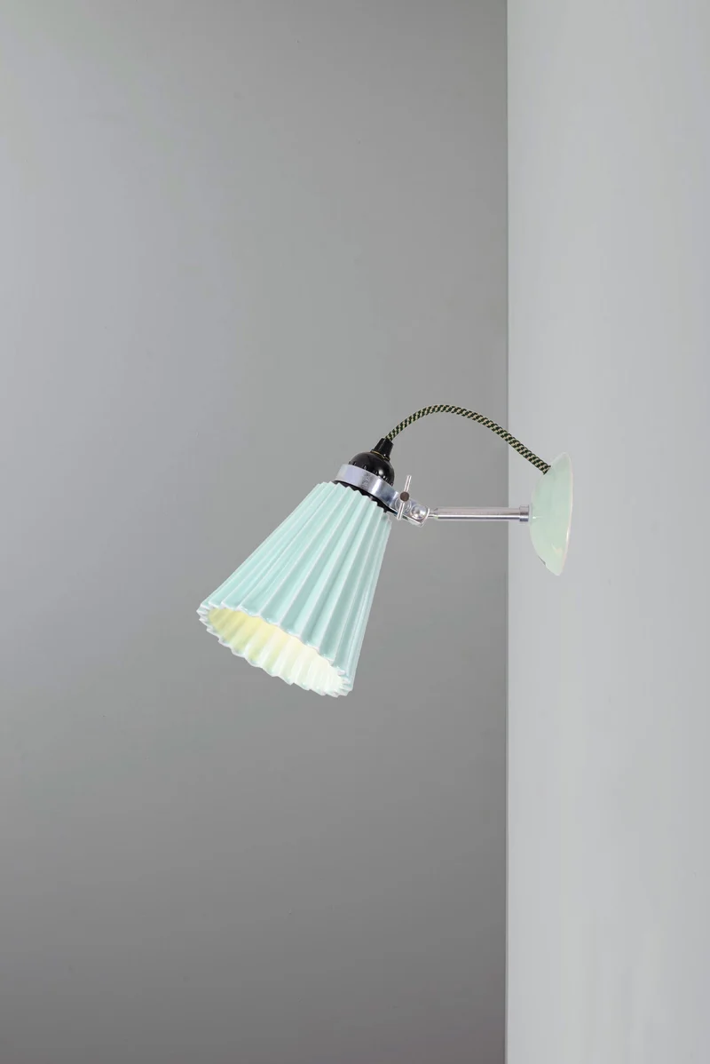 Hector Pleat Medium Wall Light