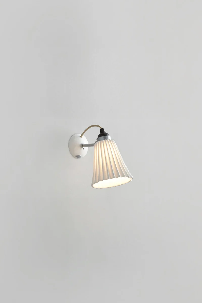 Hector Pleat Medium Wall Light