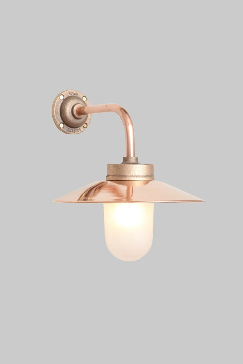 Exterior Bracket Light, 7680