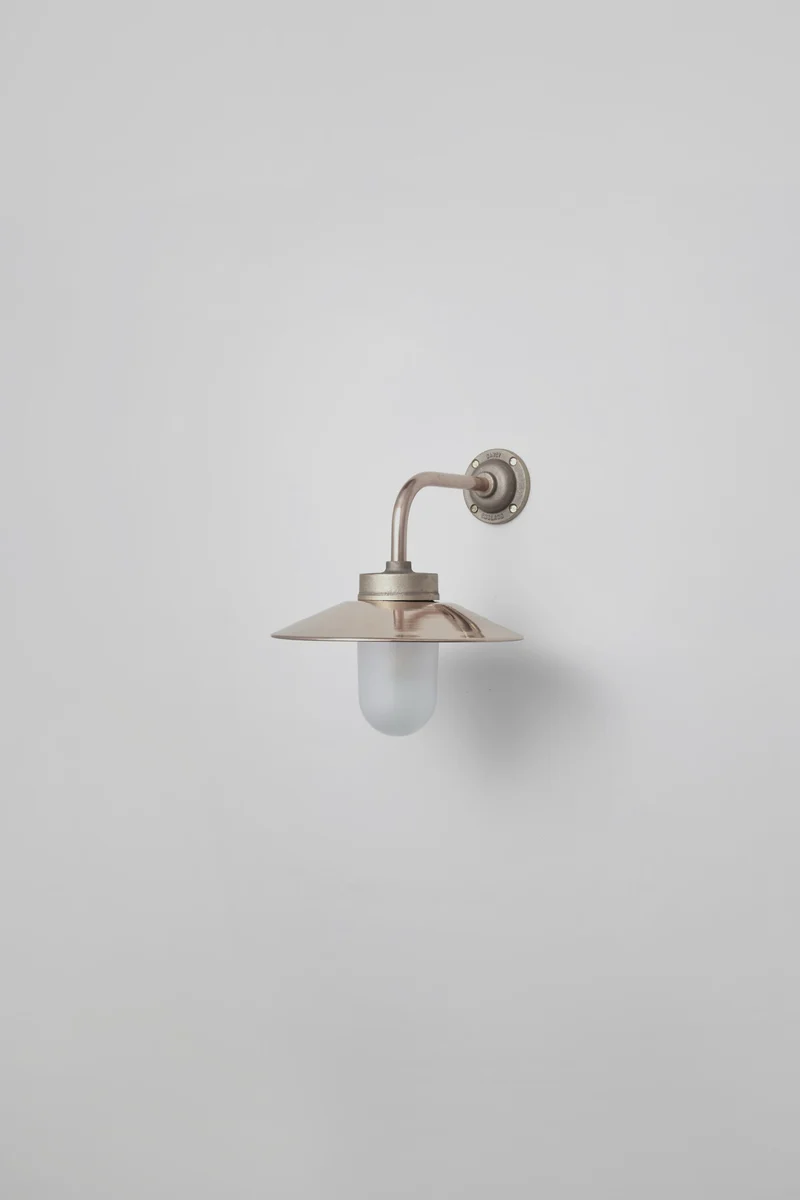 Exterior Bracket Light, 7680