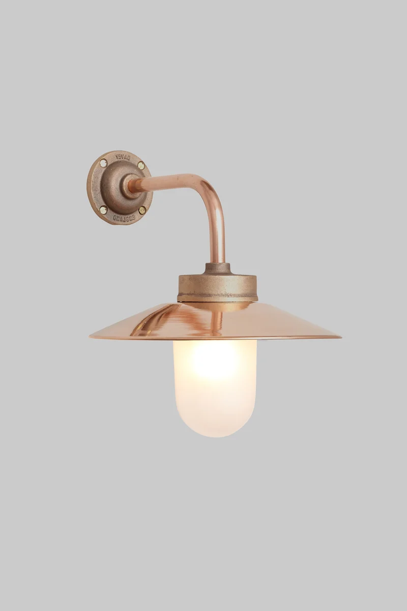Exterior Bracket Light, 7680