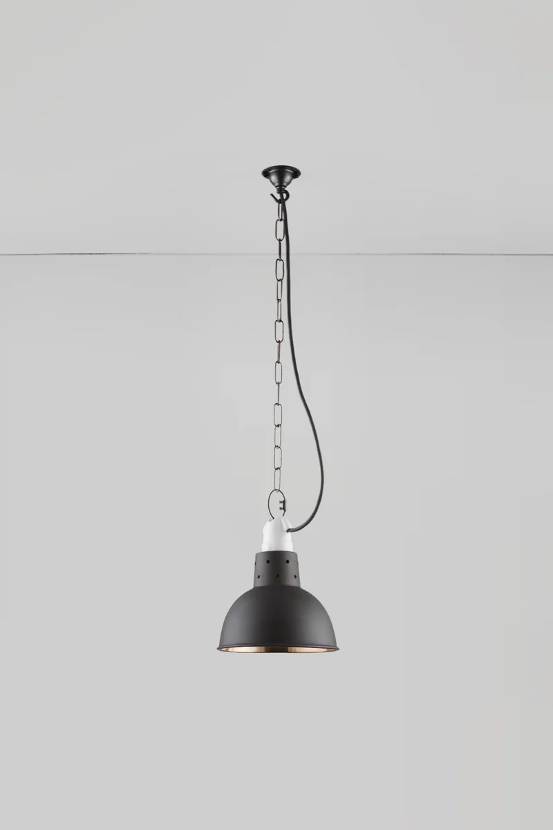 Spun Reflector with Suspension Lampholder
