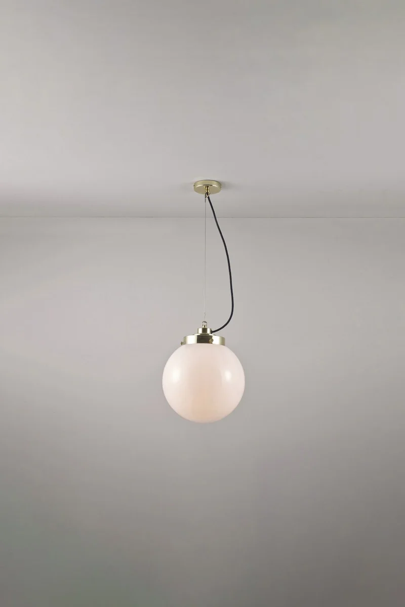 Medium Globe Pendant