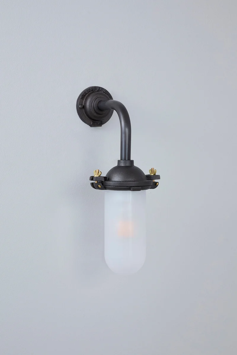 Exterior Bracket Light, 7684