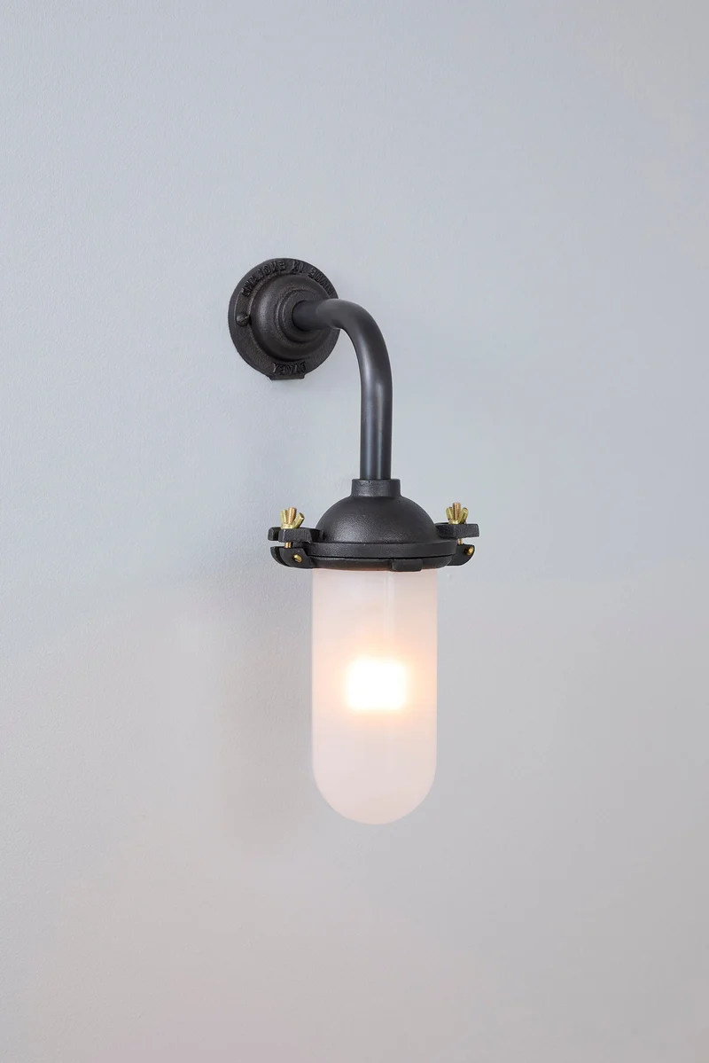 Exterior Bracket Light, 7684