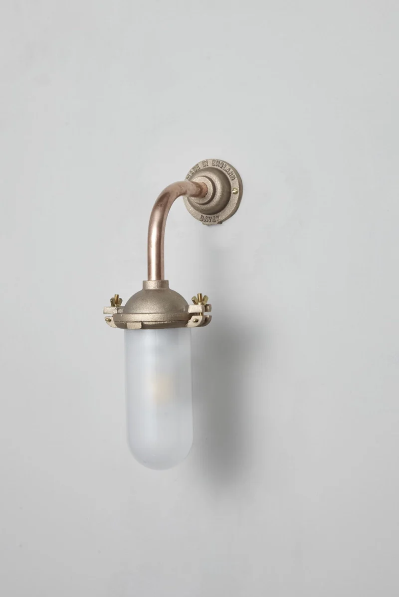 Exterior Bracket Light, 7684