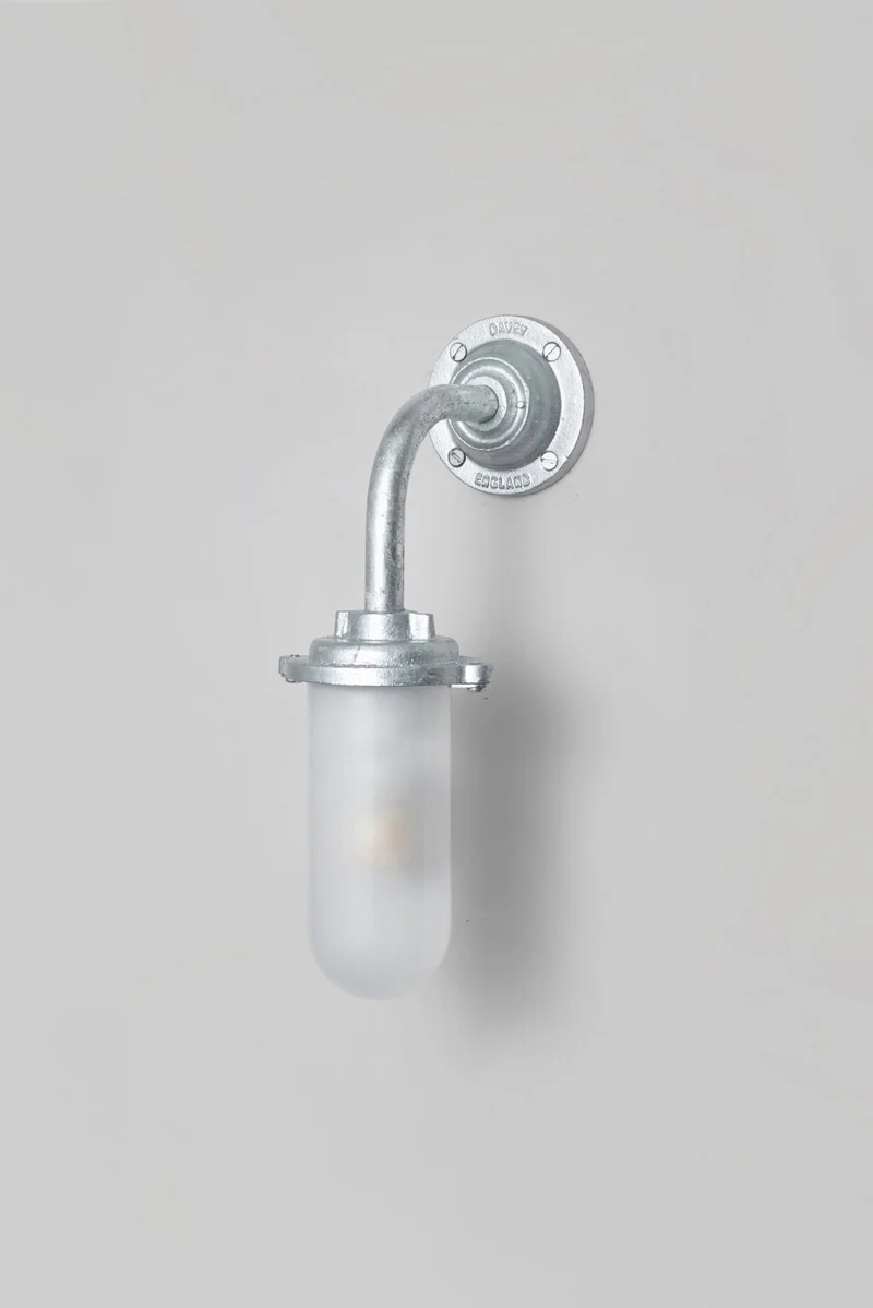 Bracket Light, 60W, 7672