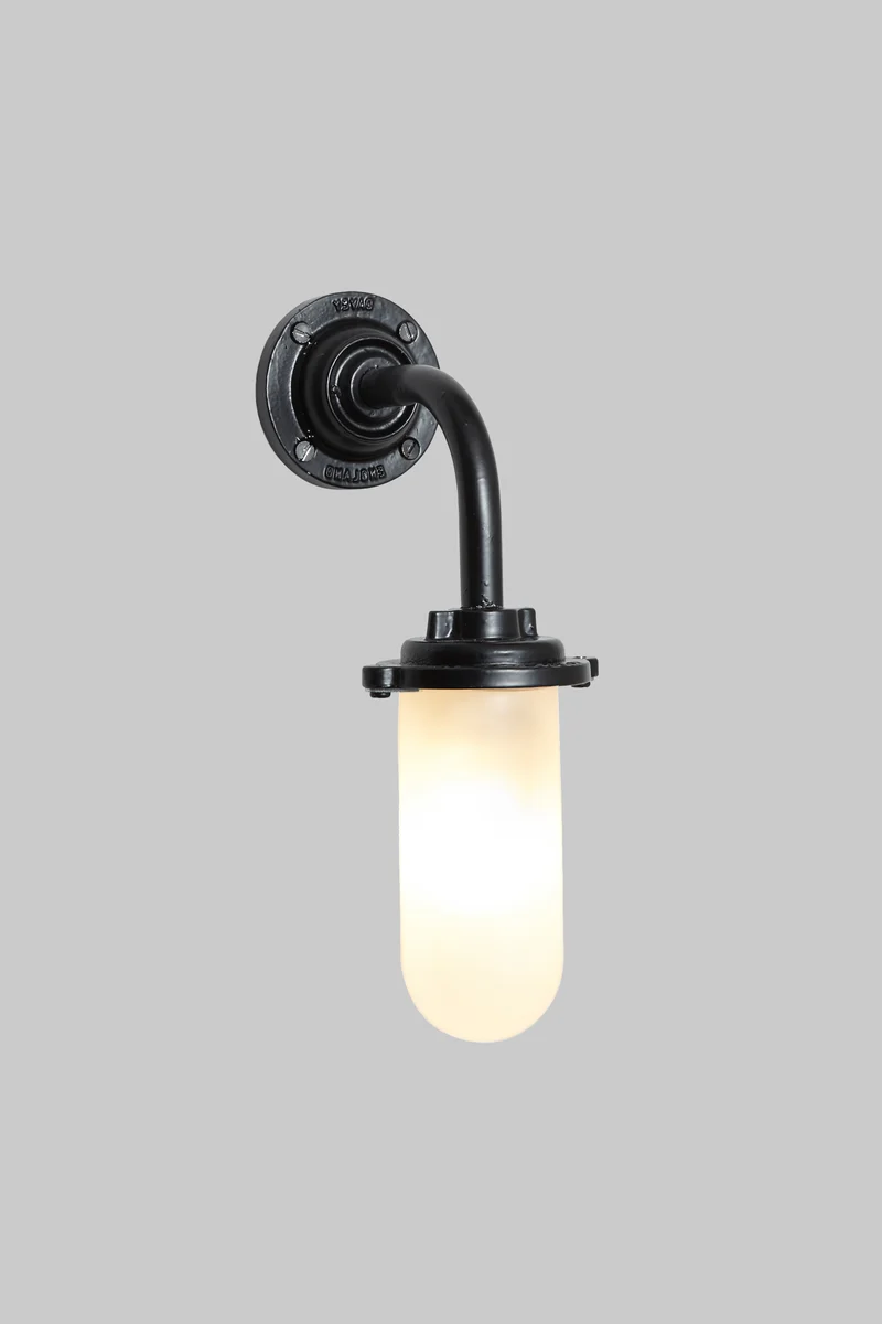 Bracket Light, 60W, 7672