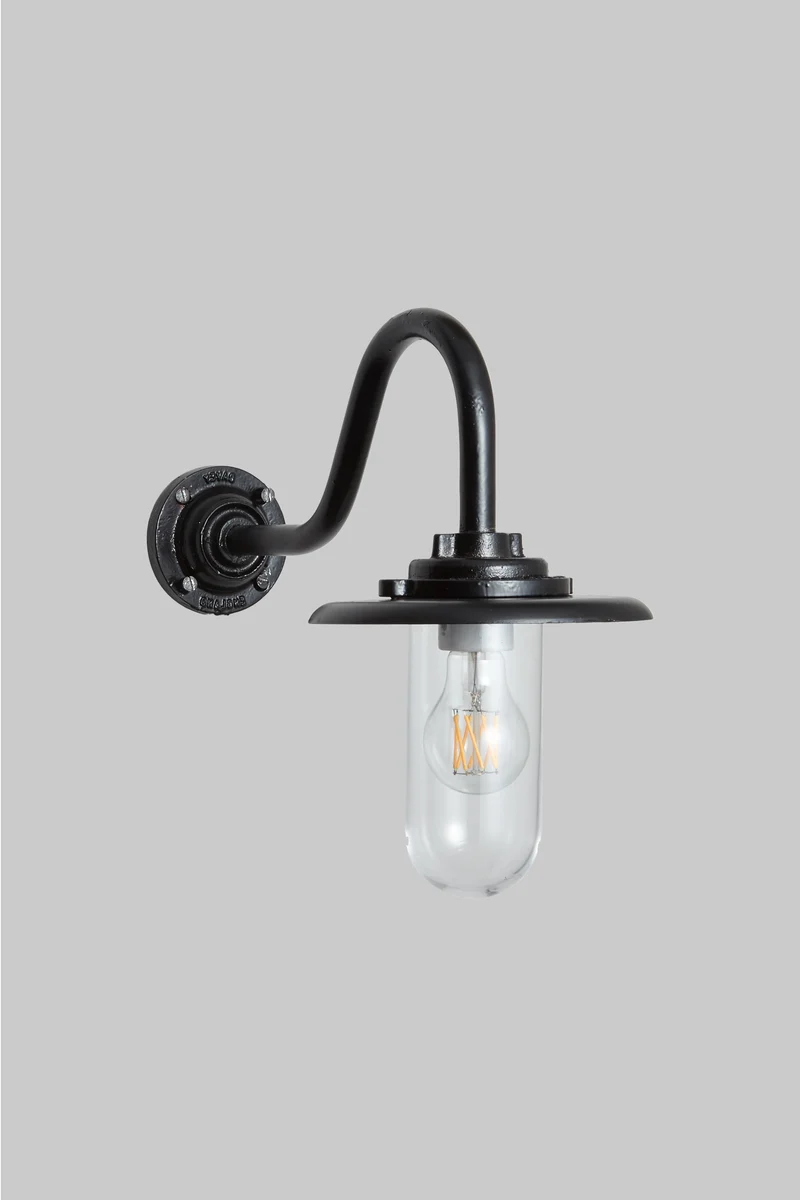 Exterior Bracket Light, 60W, Swan Neck 7677