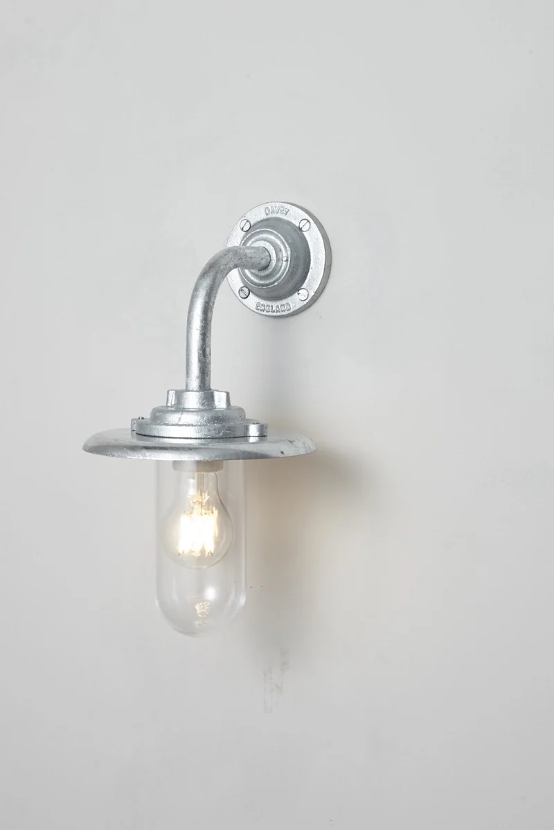Exterior Bracket Light, 60W, 7677