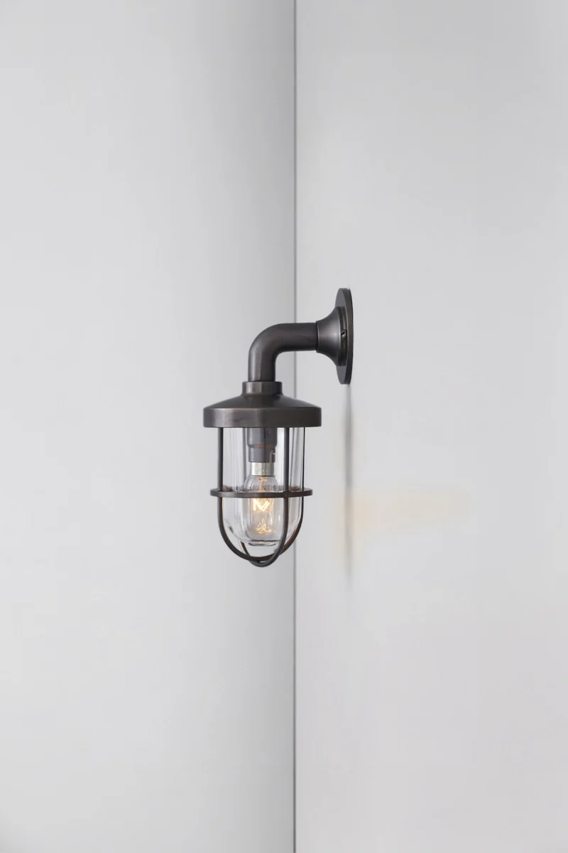 Miniature Weatherproof Ship's Well Glass Light 7207