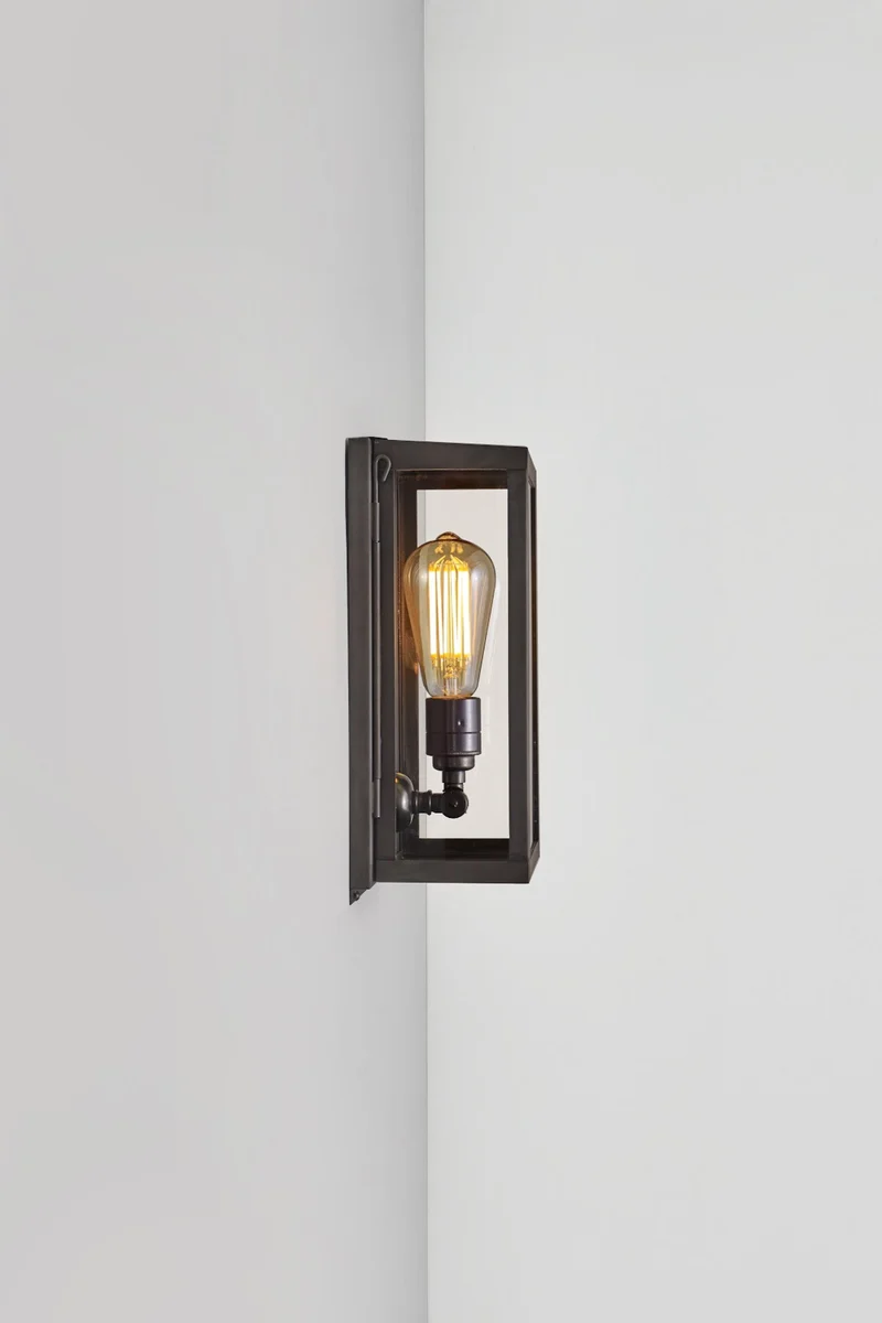 Small Box Wall Light 7644 (Internally Glazed)