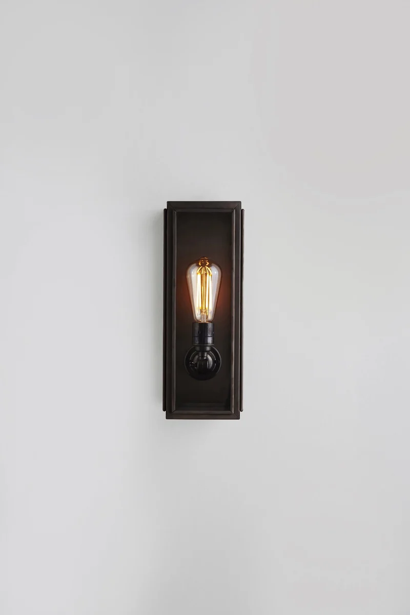 Narrow Box Wall Light 7649 (Externally Glazed)