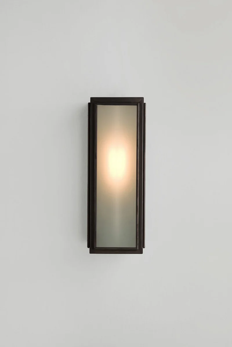 Narrow Box Wall Light 7649 (Externally Glazed)