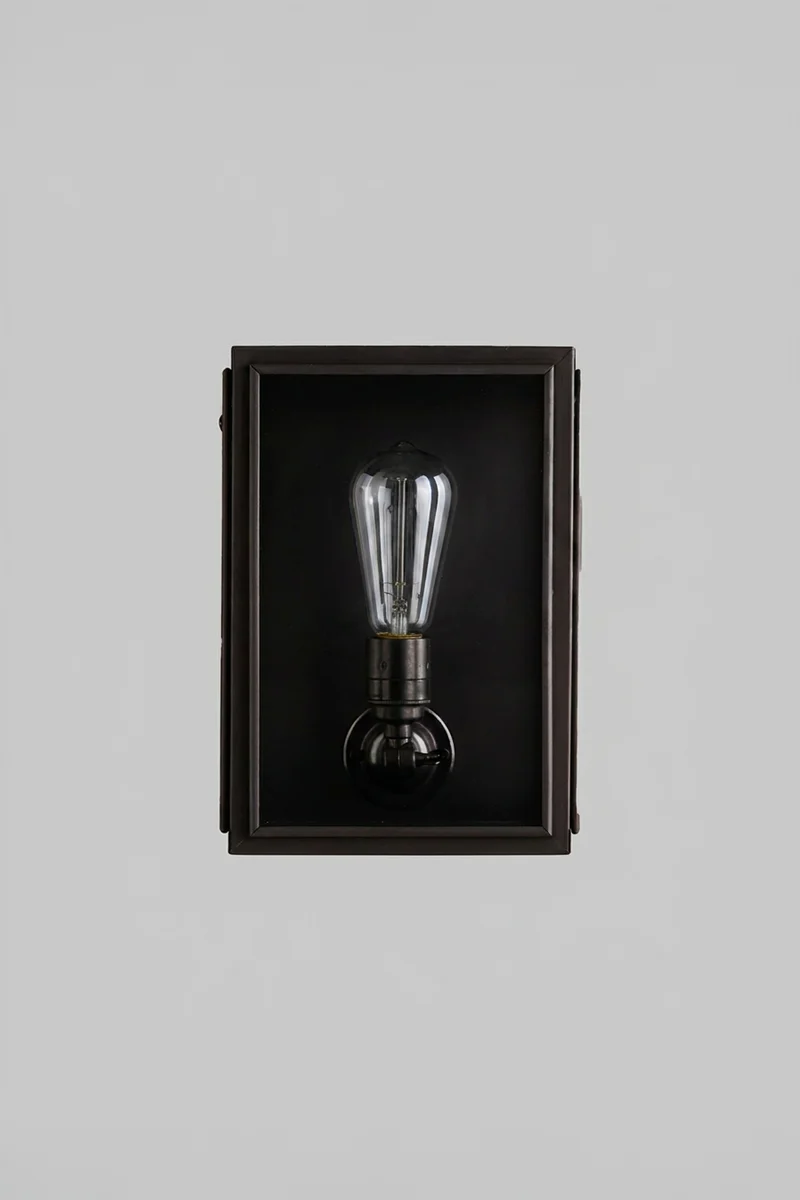 Small Box Wall Light 7641 (Externally Glazed)