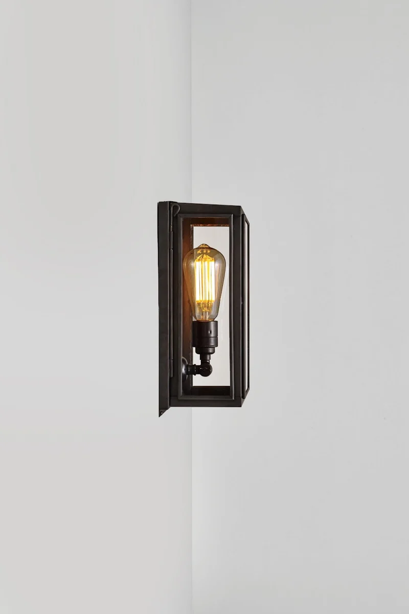 Small Box Wall Light 7641 (Externally Glazed)