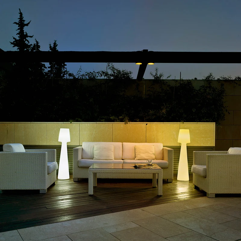 Lola 200 Stehlampe