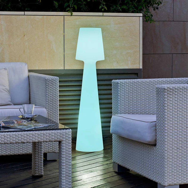 Lola 200 Stehlampe