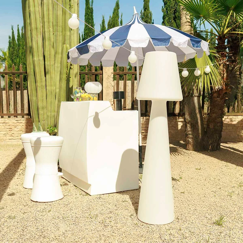 Lola 165 Stehlampe