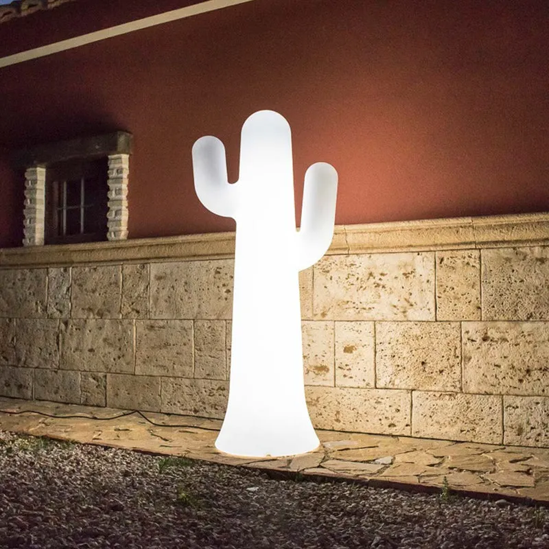 Kaktusförmige Stehlampe PANCHO