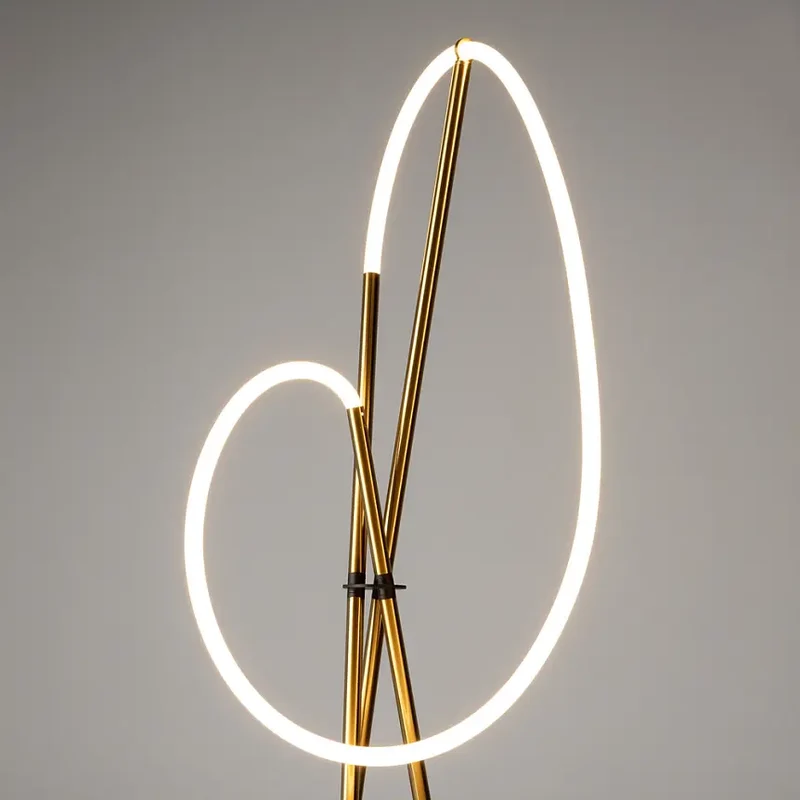 Stehleuchte – Messing Alu, warmes Licht, 162 cm hoch - Crochet | Maytoni
