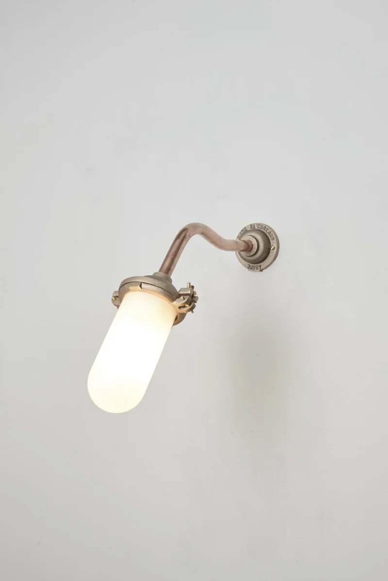 Exterior Bracket Light, Canted, 7684
